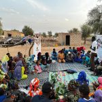 Du 19 au 21 Novembre 2025, KITAMBAA et l’Association pour le Maintien des Filles à l’École (AMFE), avec l’appui de la Fondation Roi Baudouin, ont menés une série d’activité à Agnam dans le cadre du projet « MENSTRUES.PARLONS-EN ! »